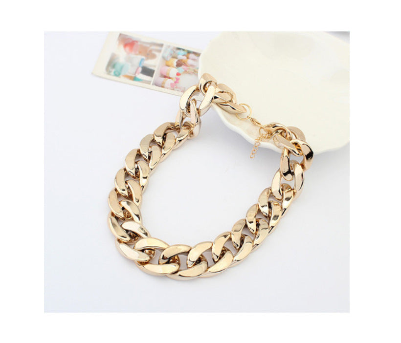 The Luxe Chain Necklace